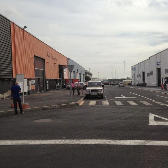 Chatarras y Metales Monsoon calle exterior